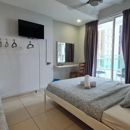 Rooms At Mansion One, Shared Apartment Only George Town Exterior photo