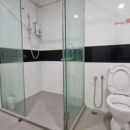 Rooms At Mansion One, Shared Apartment Only George Town Exterior photo