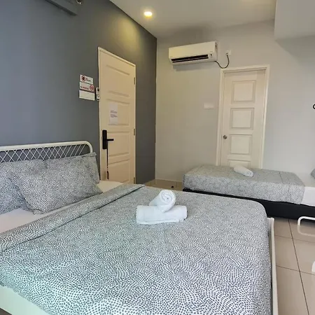 Rooms At Mansion One, Shared Apartment Only George Town Exterior photo