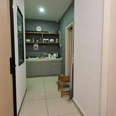 Rooms At Mansion One, Shared Apartment Only George Town Exterior photo