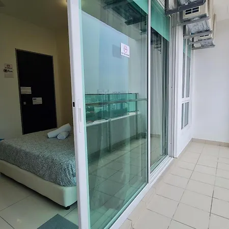 Rooms At Mansion One, Shared Apartment Only George Town Exterior photo