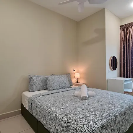 Rooms At Mansion One, Shared Apartment Only George Town Exterior photo