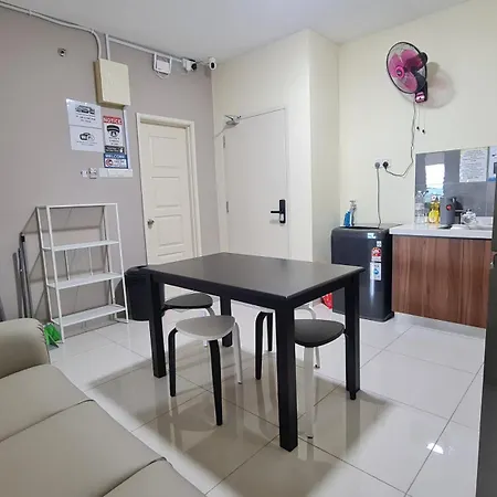 Rooms At Mansion One, Shared Apartment Only George Town Exterior photo