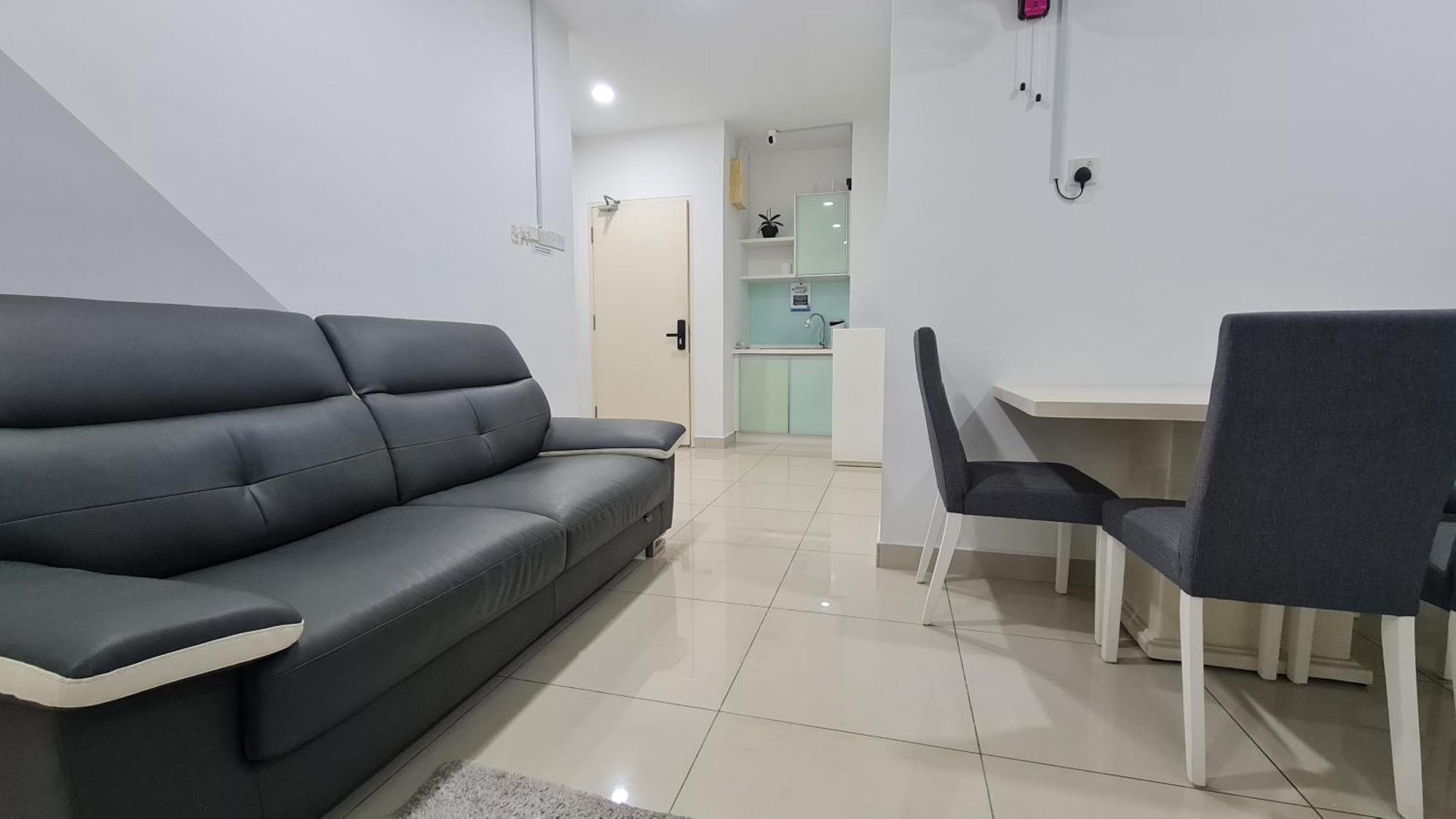 Homestay At Mansion One, Shared Only George Town